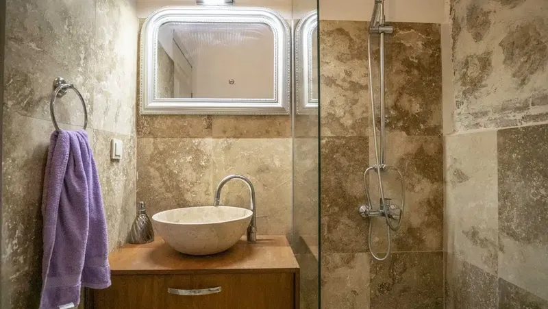 Elisam Villa - Photo 4