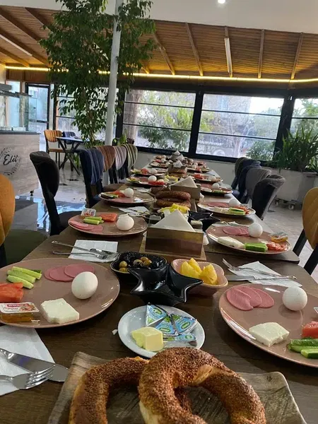 Elit Ekmek Fırın Cafe - Photo 9