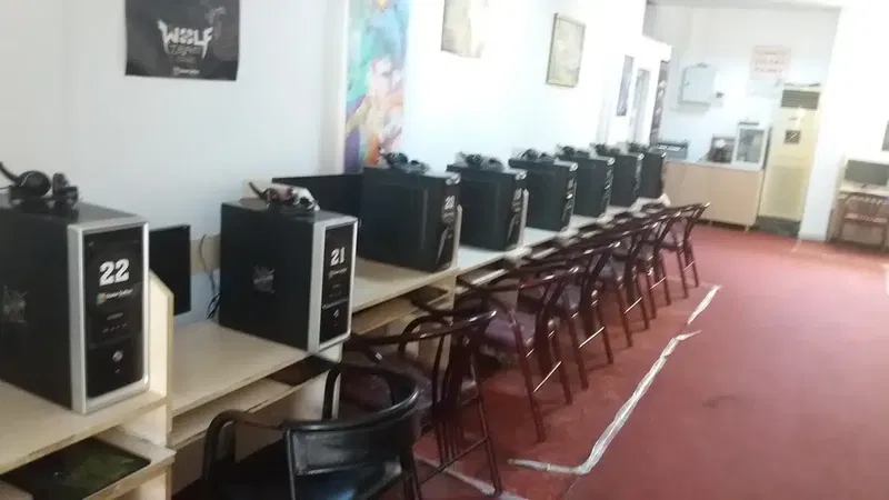 Elit Internet Cafe - Photo 5