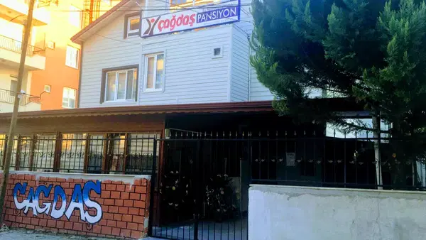 Elmali Çağdaş Pansi̇yon /Apartlar Elmali