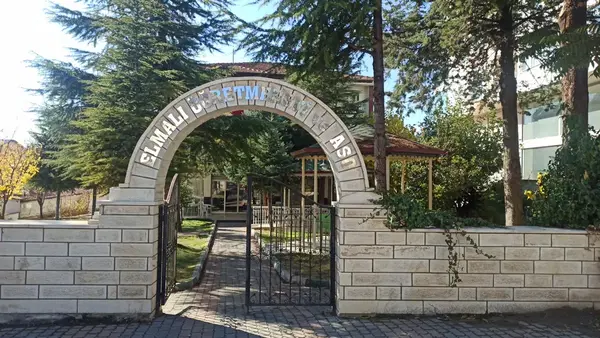 Elmali Ogretmenevi