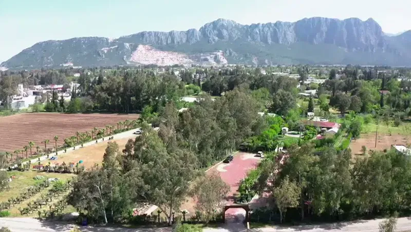 Elmasin Has Bahçesi̇ - Photo 8