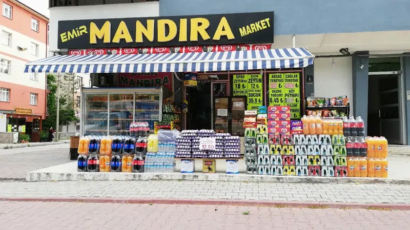 Emir Mandira Market - Photo 5
