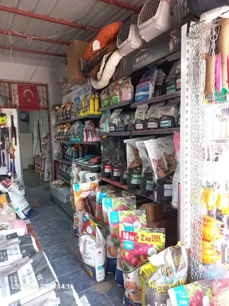 Emre Petshop Antalya Esyem Tavuk Yemleri̇ Hobi̇ Yem Antalya Bölge Bayi̇i̇ - Photo 2