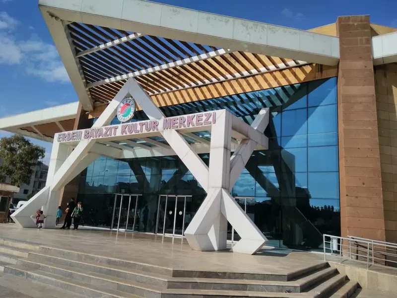 Erdem Bayazıt Cultural Center - Photo 3