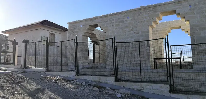 Eroğlu Nuri Türbesi - Photo 7