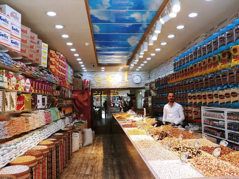 Ezel Kuruyemişleri - Photo 8