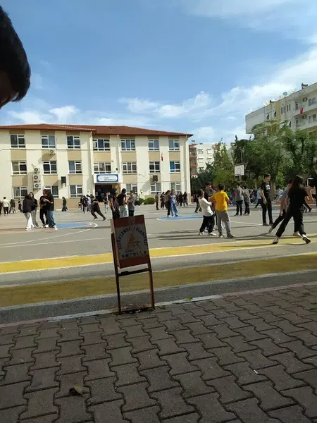 Fatih Secondary School - Photo 3