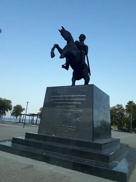 Finike Belediyesi Park ve Bahçeler Müdürlüğü - Photo 2