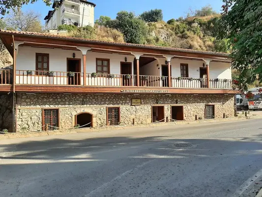 Finike Kültür Ve Sanat Evi
