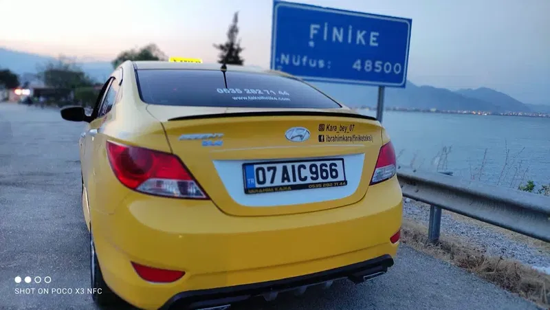 Fi̇ni̇ke Taksi̇ Üni̇versi̇te - Photo 8