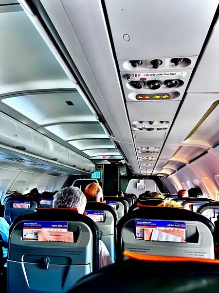Freebird Airlines - Photo 6