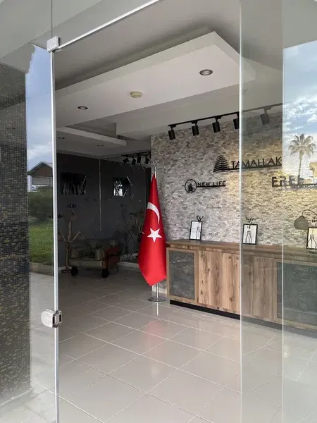 Freedom real estate - Photo 2