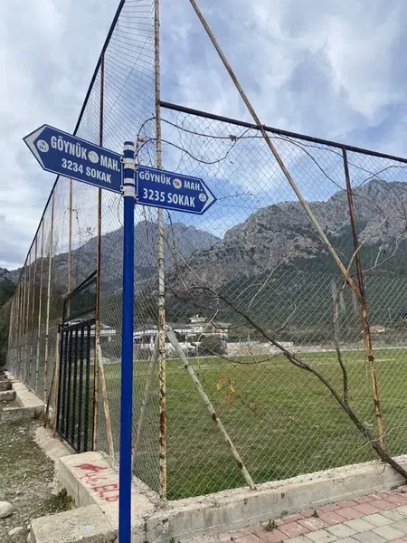 Futbol Sahası - Photo 5