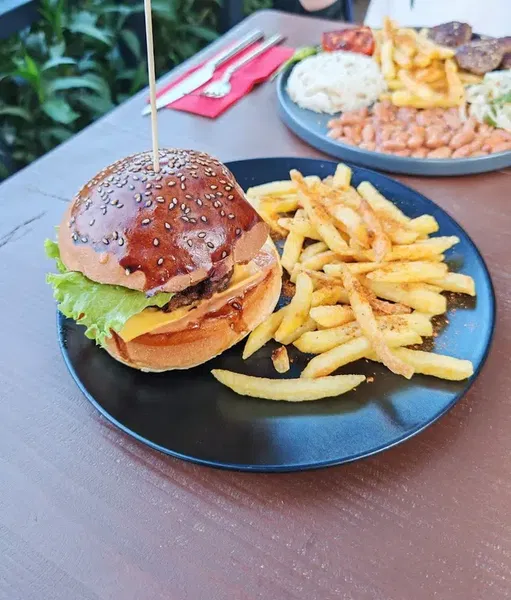 Garden Bistro Çıralı - Photo 4