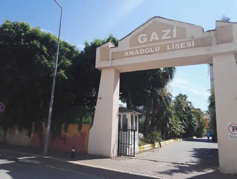 Gazi Anadolu Lisesi - Photo 6