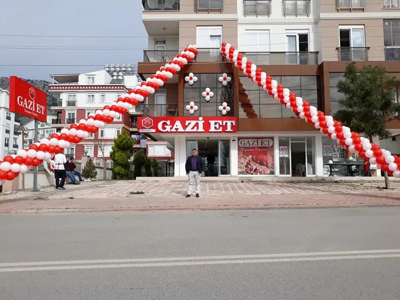 Gazi̇ Et - Photo 1