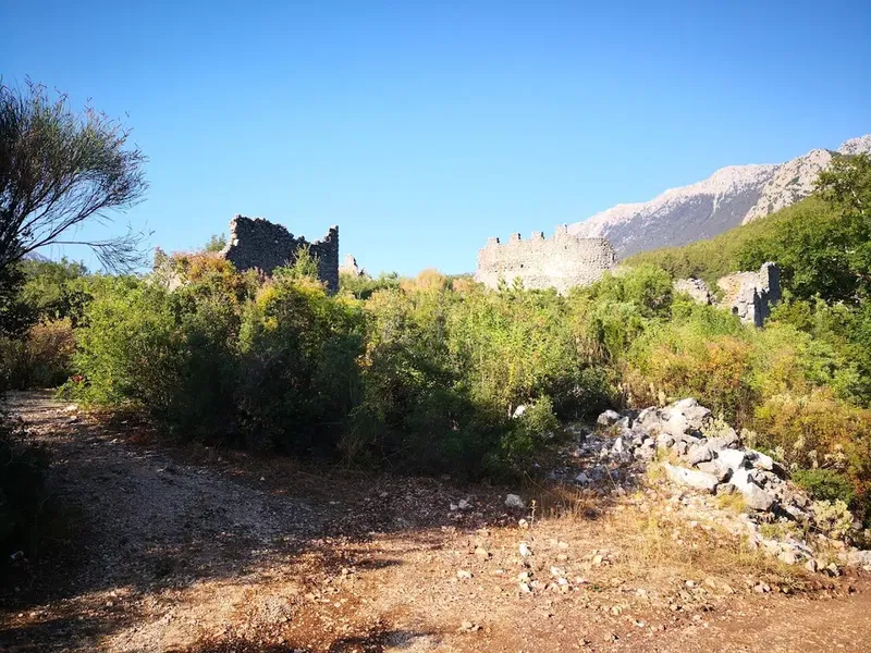 Gedelme Castle - Photo 1