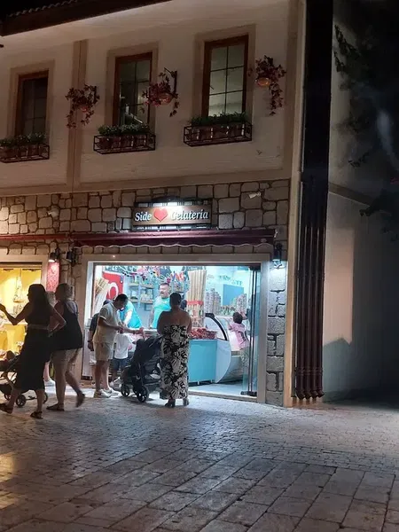 Gelato / Ice Cream - Photo 2
