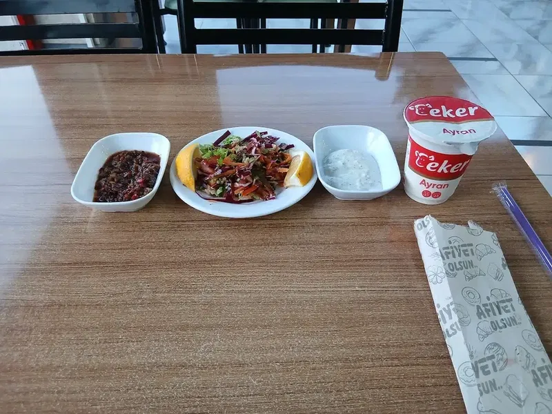 Genç Uncalı(Has Urfalım) Pide Kebap ve Döner Salonu - Photo 9