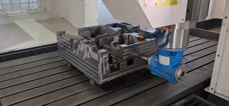 Global Maki̇ne Cnc Di̇k İşleme Merkezi̇ - Photo 7