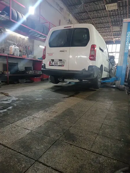 Göktürk Peugeot Ci̇troen Özel Servi̇s - Photo 3