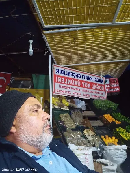 Gül Manav - Photo 3