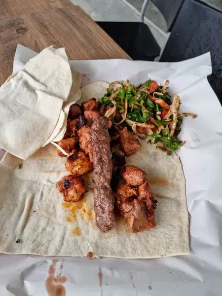 Güleroğlu Antep Kebap - Photo 10