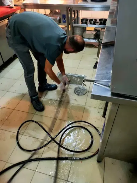Güven Vidanjör - Photo 6