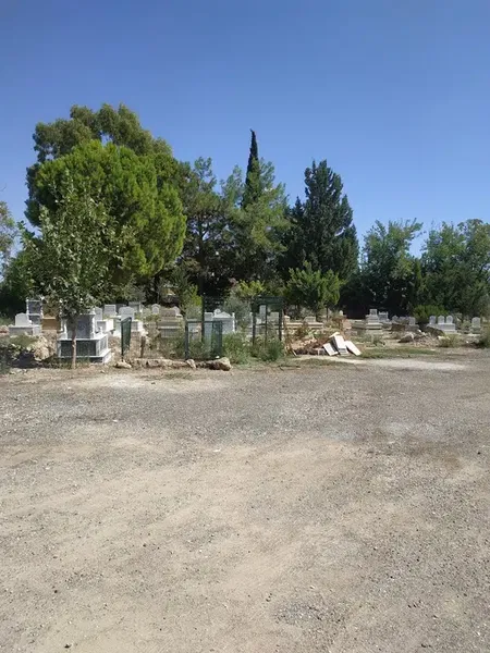 Güzelbağ Gür Mezarlığı - Photo 6