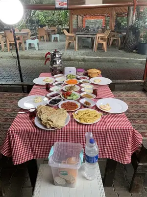 Habibe Teyze ( Köy Kahvaltısı )
