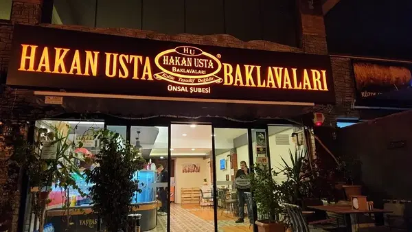 Hakan Usta Baklavalari
