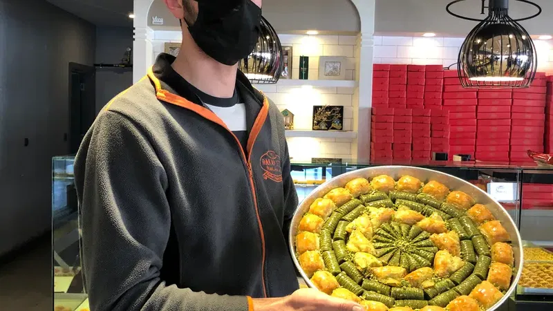 Hakan Usta Baklavaları Merkez - Photo 3