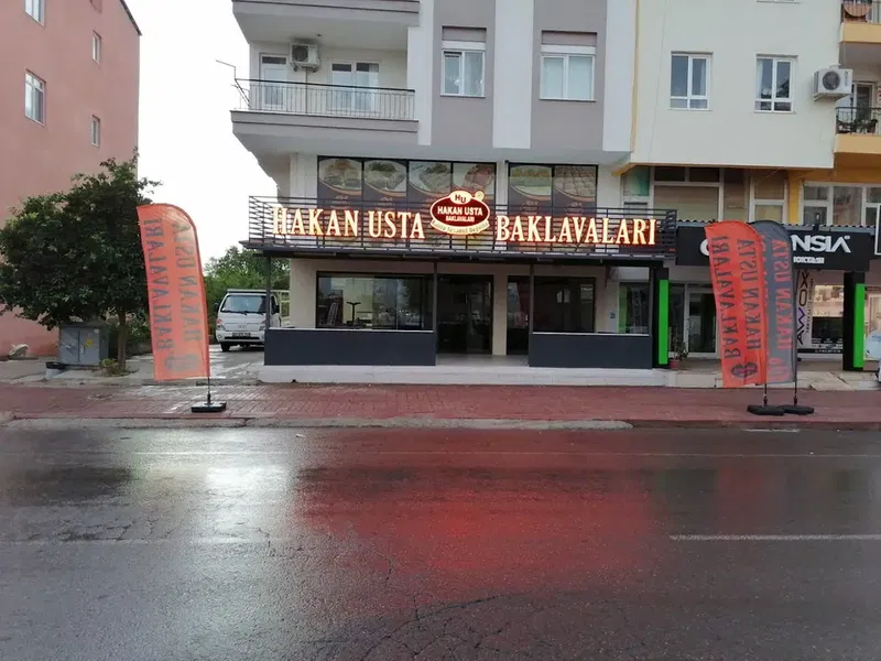 Hakan Usta Döşemealtı - Photo 1