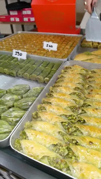 Hakan Usta Döşemealtı - Photo 2