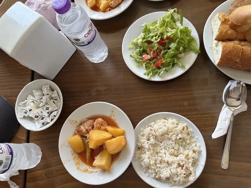 Hakim Usta Restaurant - Photo 1