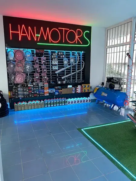 Han Motors - Photo 1