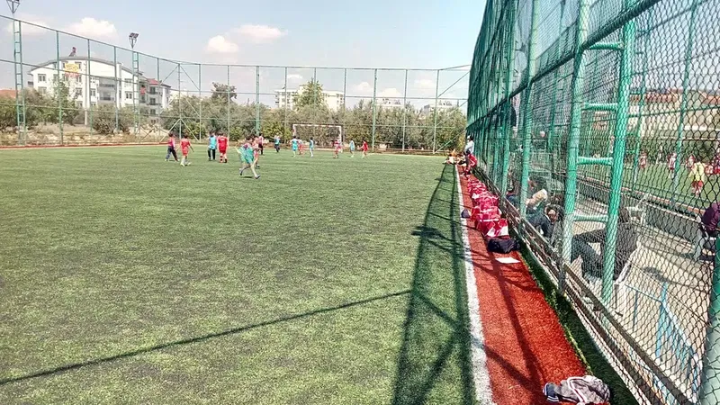 Hasan Koç Halı Saha - Photo 1