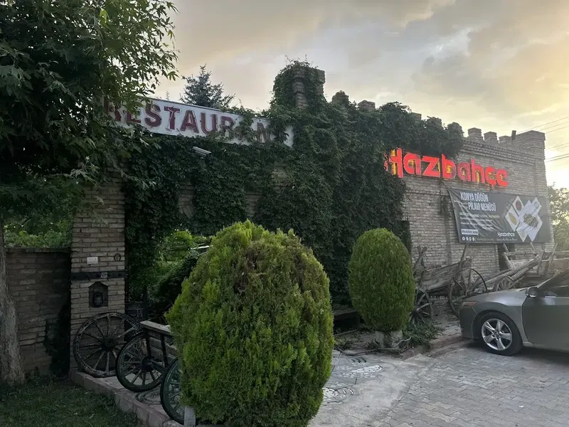 Hazbahçe Restaurant - Photo 5