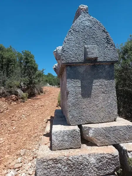 Heroon of Trysa - Photo 3