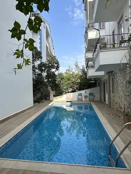 Hideaway Hotel - Photo 4