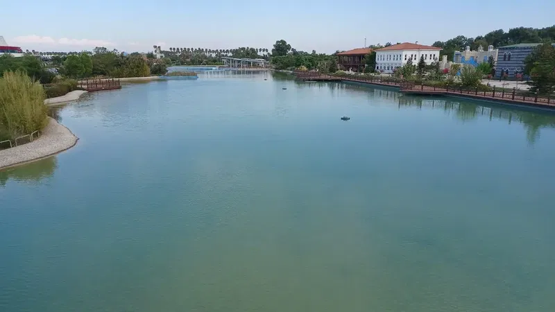 Hi̇tton Golf - Photo 1