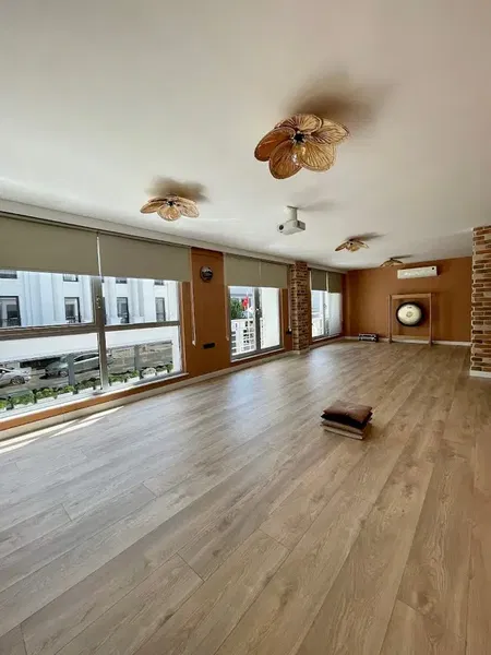 Humo Yoga Center - Photo 3