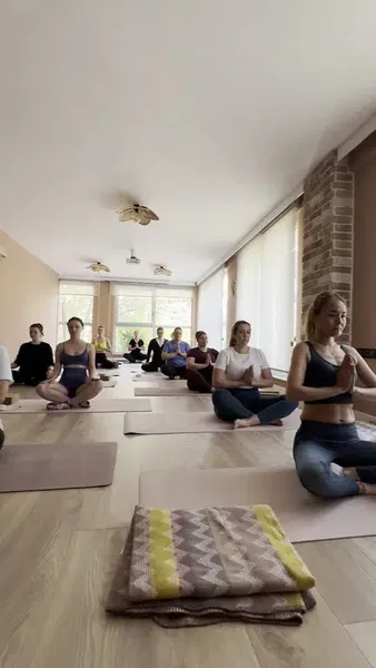 Humo Yoga Center - Photo 8