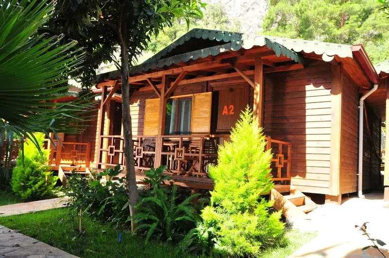Twin Inns & Bungalow - Photo 4