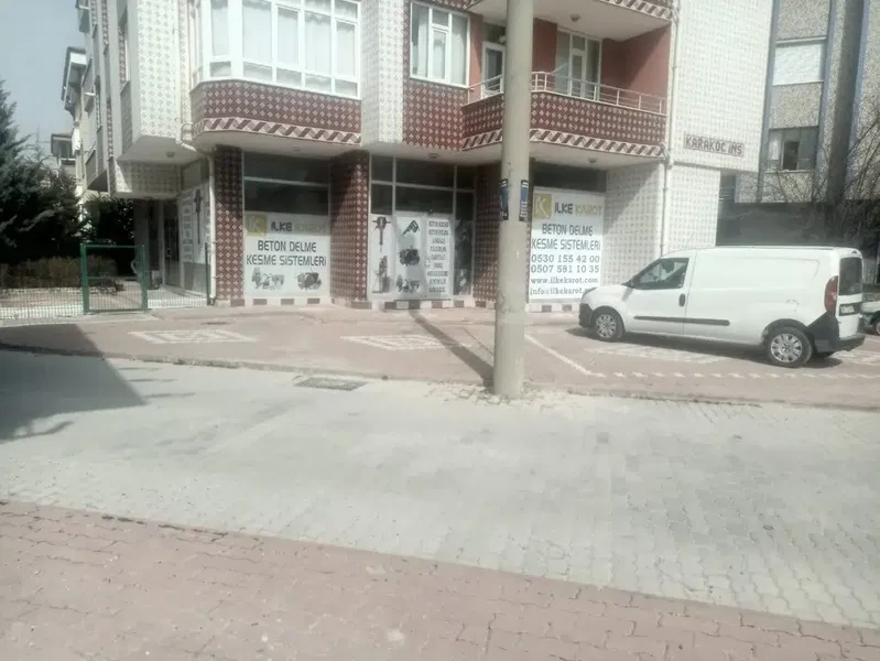 İlke Karot - Photo 9