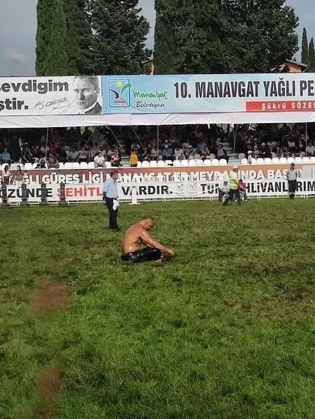 Ilıca Stadyumu - Photo 1