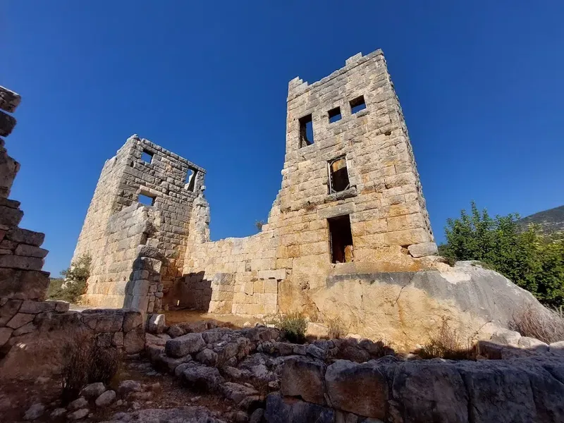 İssium - Photo 1