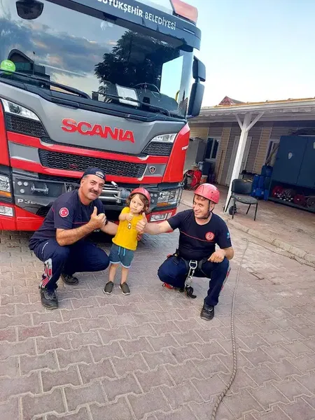 Fire Brigade - Photo 6