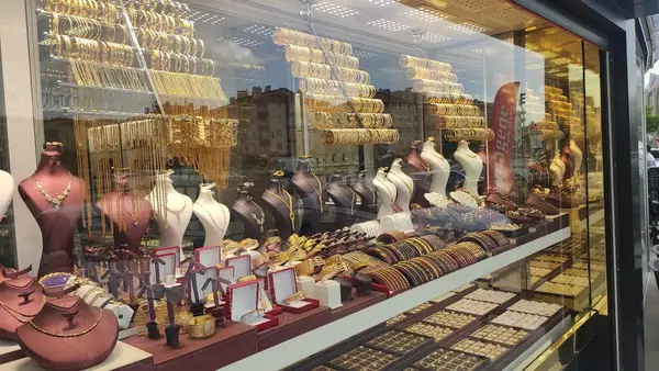 İzmi̇rli̇oğlu Kuyumculuk